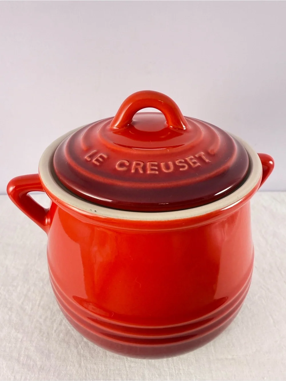 Le Creuset Red Ombré/Cerise Stoneware Mini Bean Pot with Lid